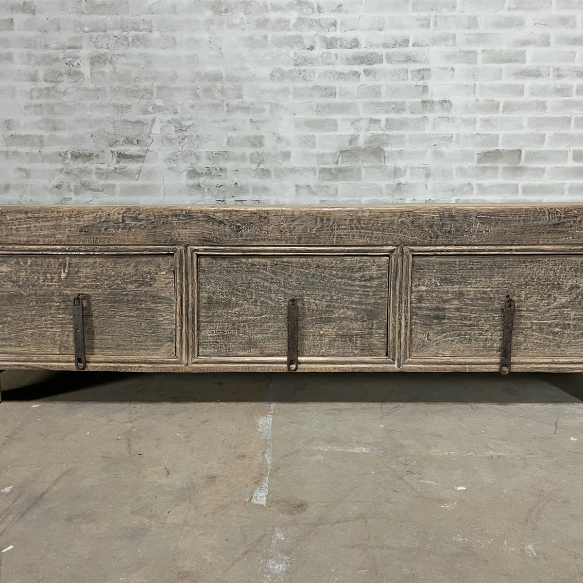 Large Chinese sideboard and TV cabinet of old elm wood – D034