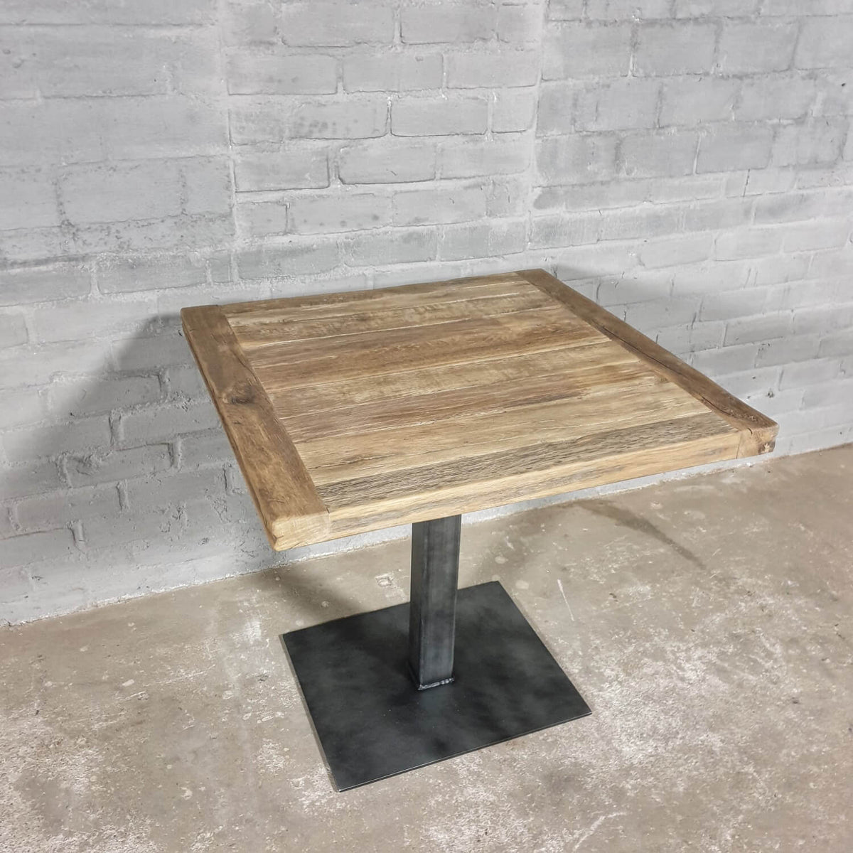 Industrial bistro table – Steel and reclaimed oak top – DT41