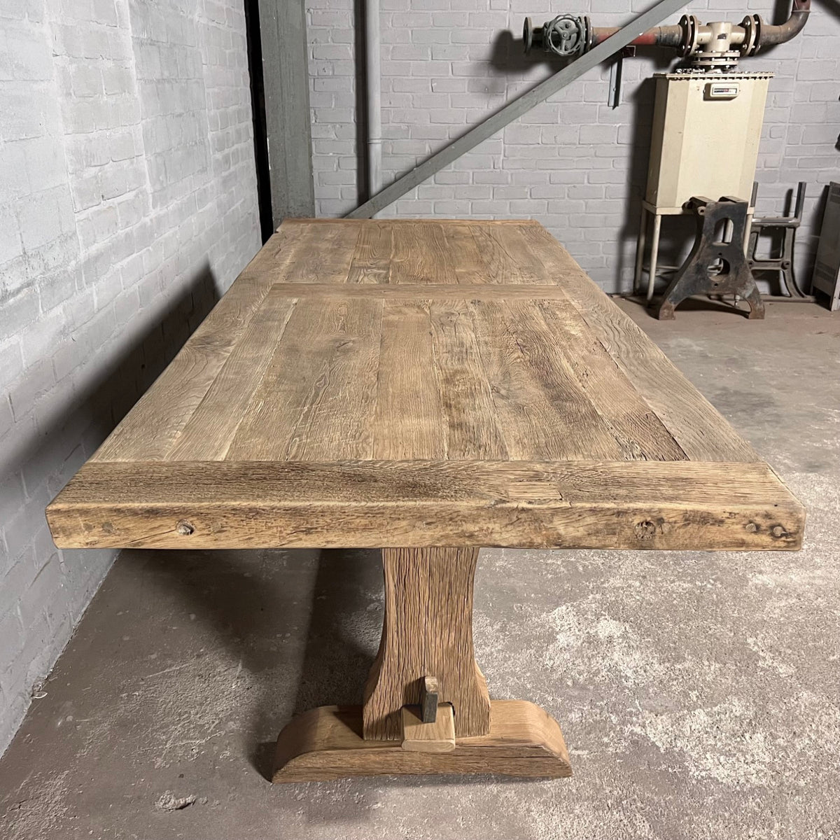 Refectory table Luzern – Reclaimed old oak – 7cm thick – Z031
