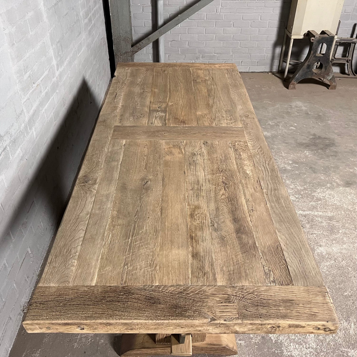 Refectory table Luzern – Reclaimed old oak – 7cm thick – Z031