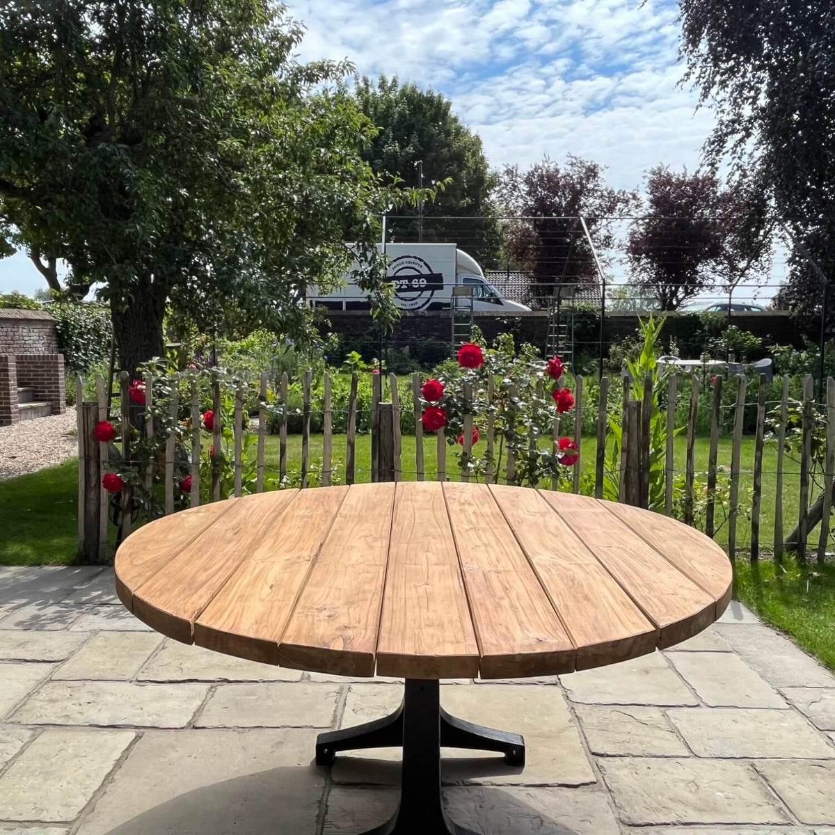 Round Industrial design teak garden table with iron table legs – T18