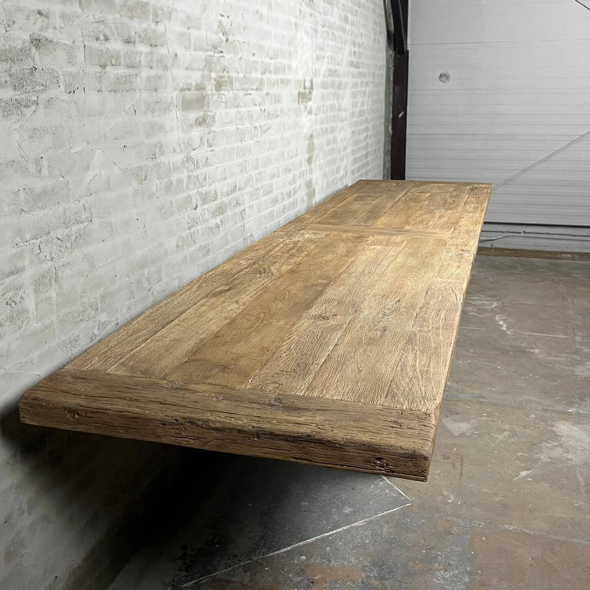 Long industrial design table with iron legs – thick old oak – IND401