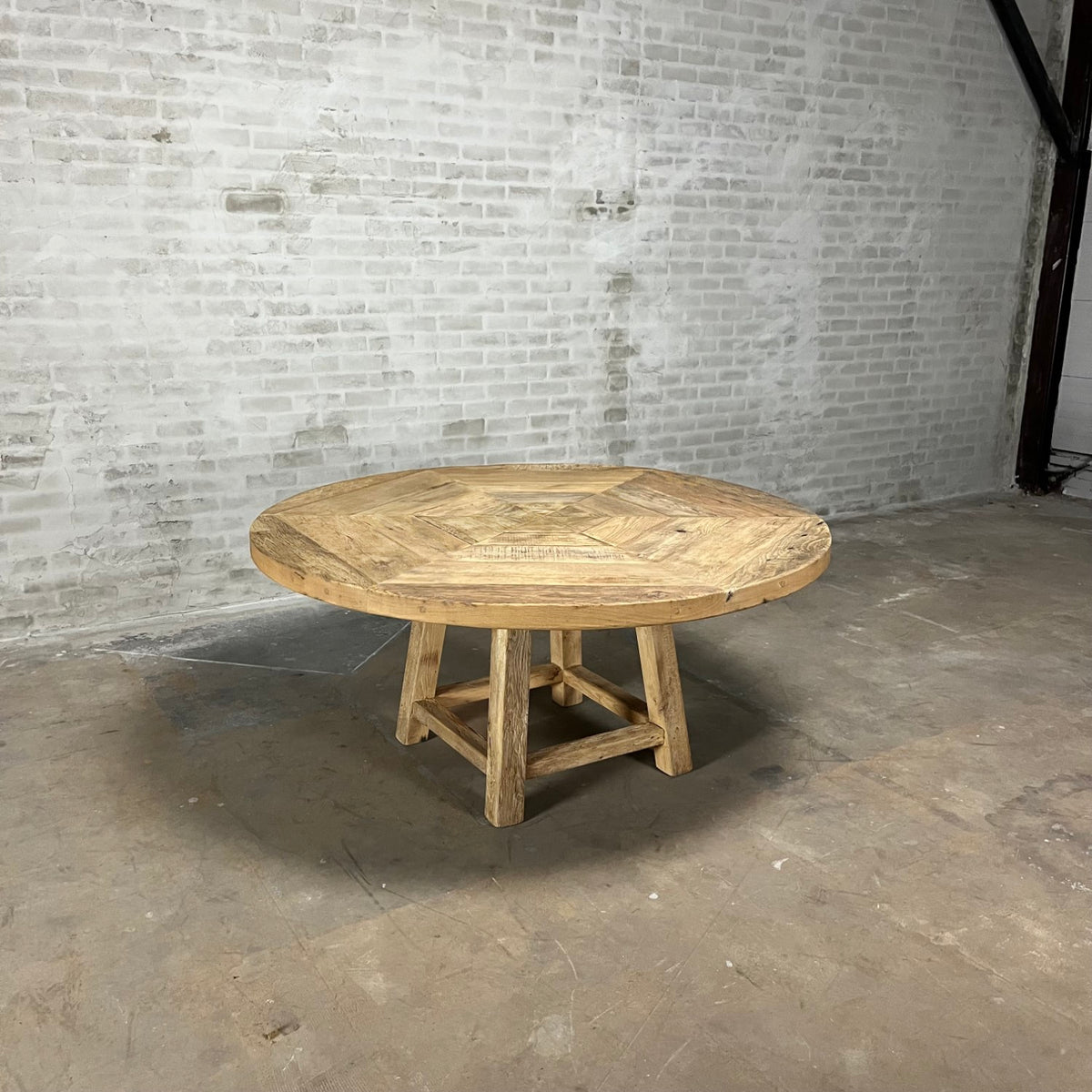 Round refectory table Lugano in old oak – Country style – Z034