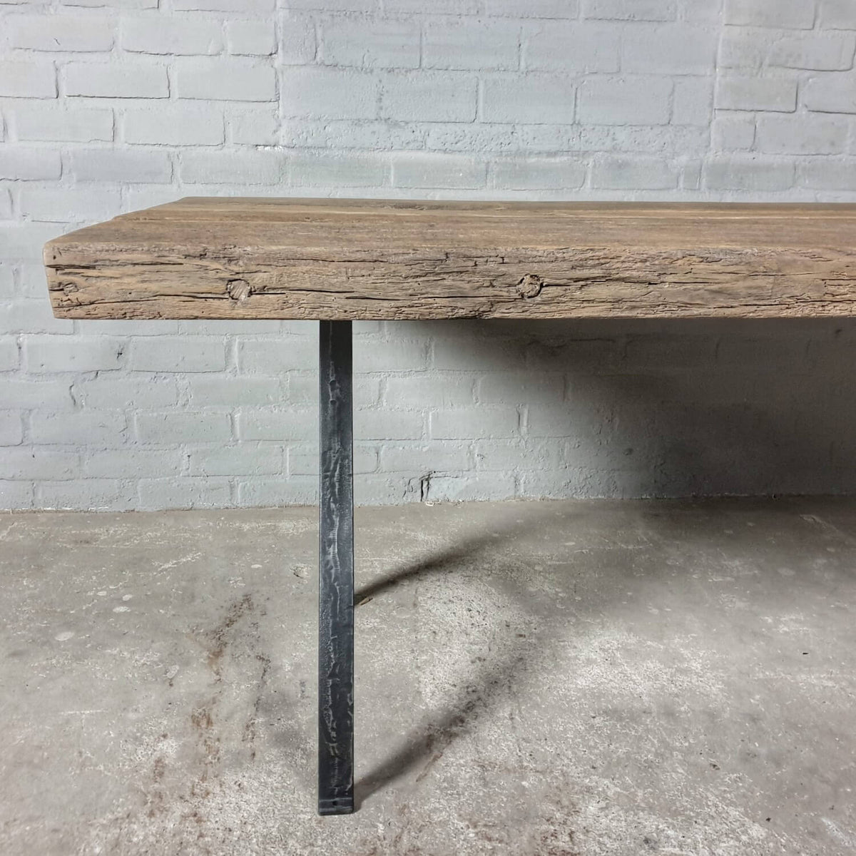 Industrial table with a 7cm sunburned reclaimed oak top – DT06