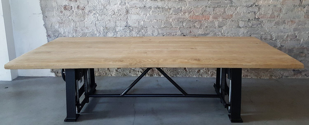 Industrial height adjustable coffeetable with metal table legs – DT25