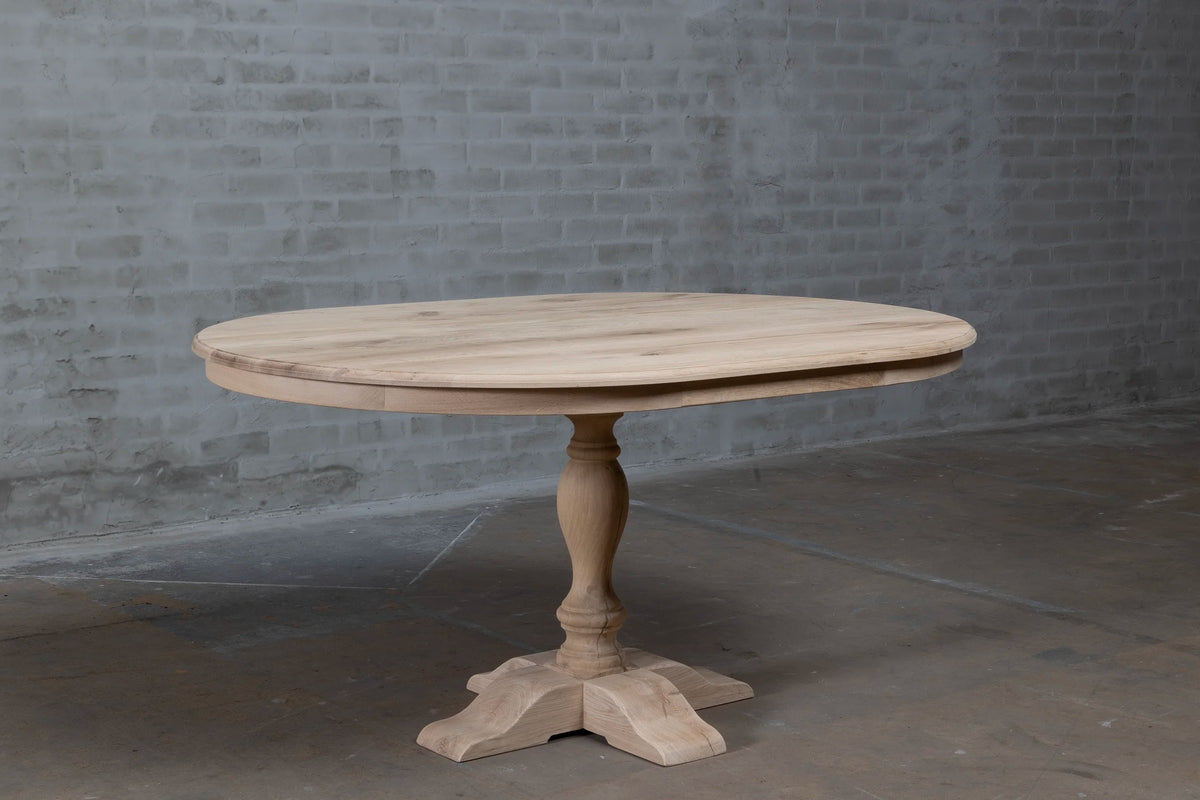 Overzichtfoto van landelijk ovale eettafel G024