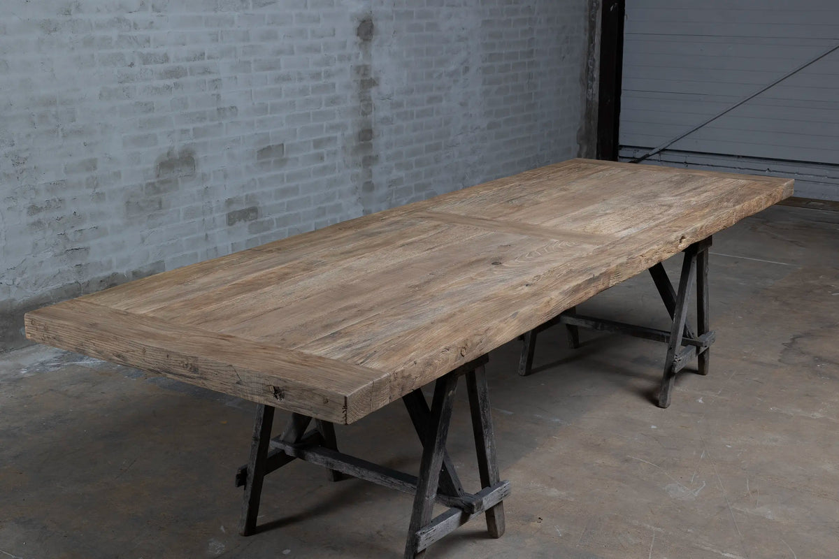 In height adjustable oak dining table – industrial design – IND736