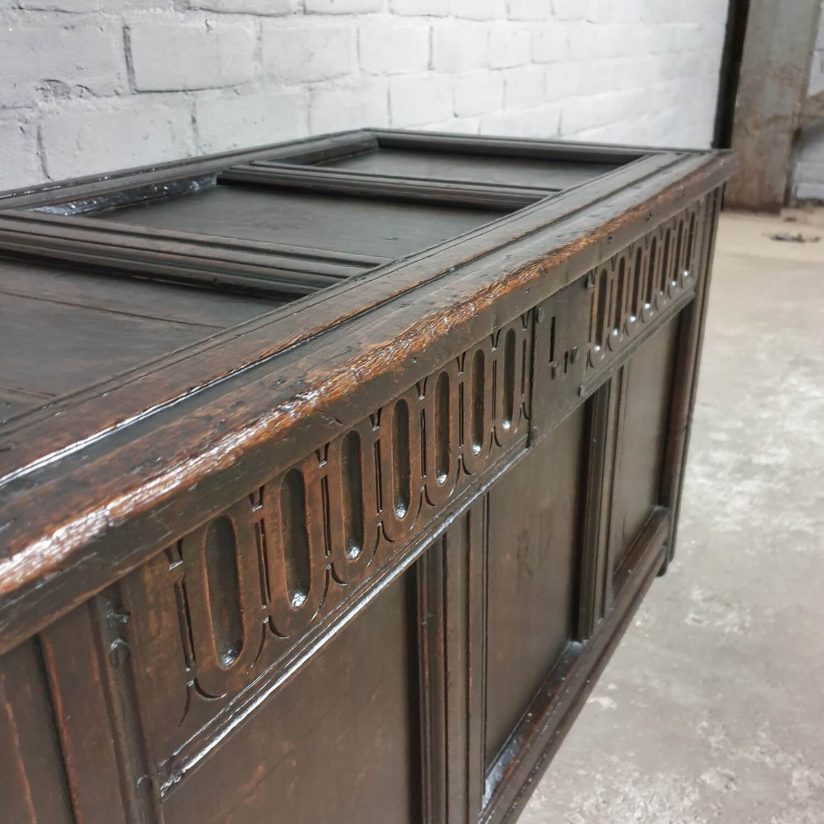 Antique English Chest – Charles II 17th century – A102