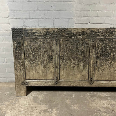 Robust Chinese sideboard from old elmwood | 5 doors D032