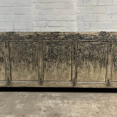 Robust Chinese sideboard from old elmwood | 5 doors D032