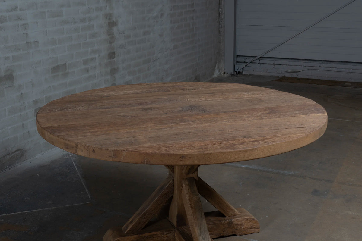 Round refectory dining table – old oak table top – Basel – H017