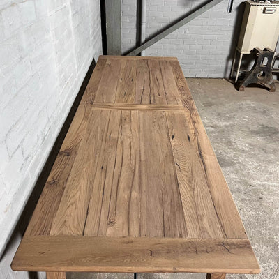 Scandinavian dining table Bato – Sustainable old oak and steel – H024