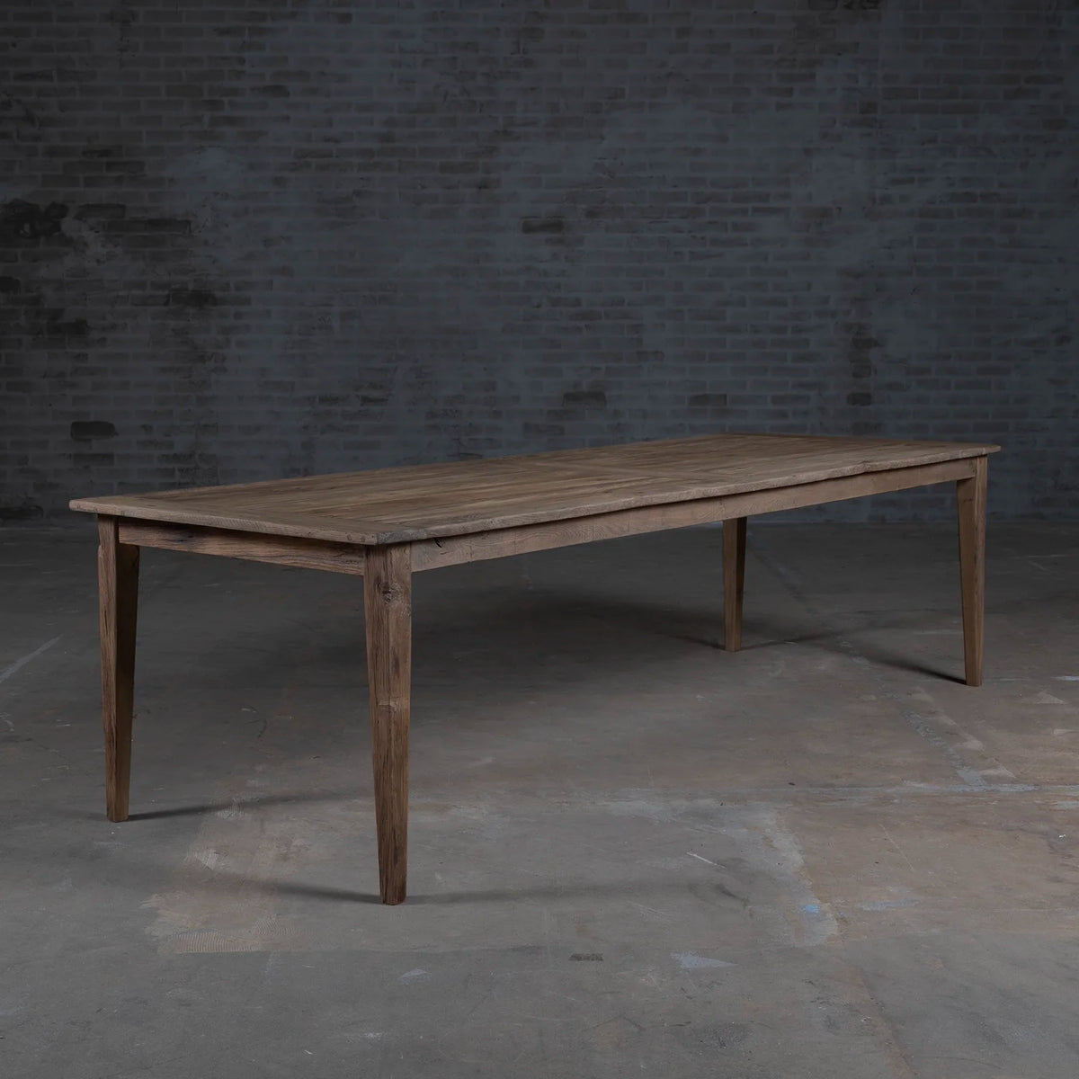 Franse eettafel gemaakt van oud eikenhout