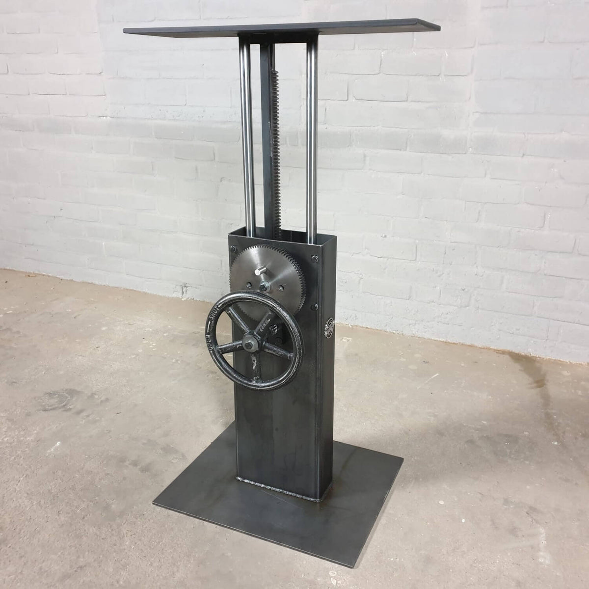 Industrial design bistro table legs – height adjustable base – DT26