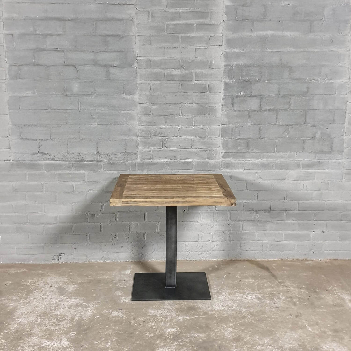 Industrial bistro table – Steel and reclaimed oak top – DT41