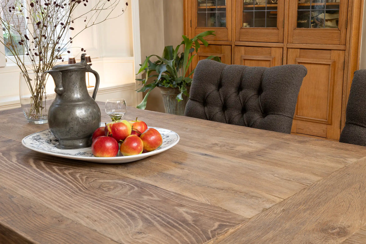 Industrial design dining table from oakwood – Bespoke – DT27
