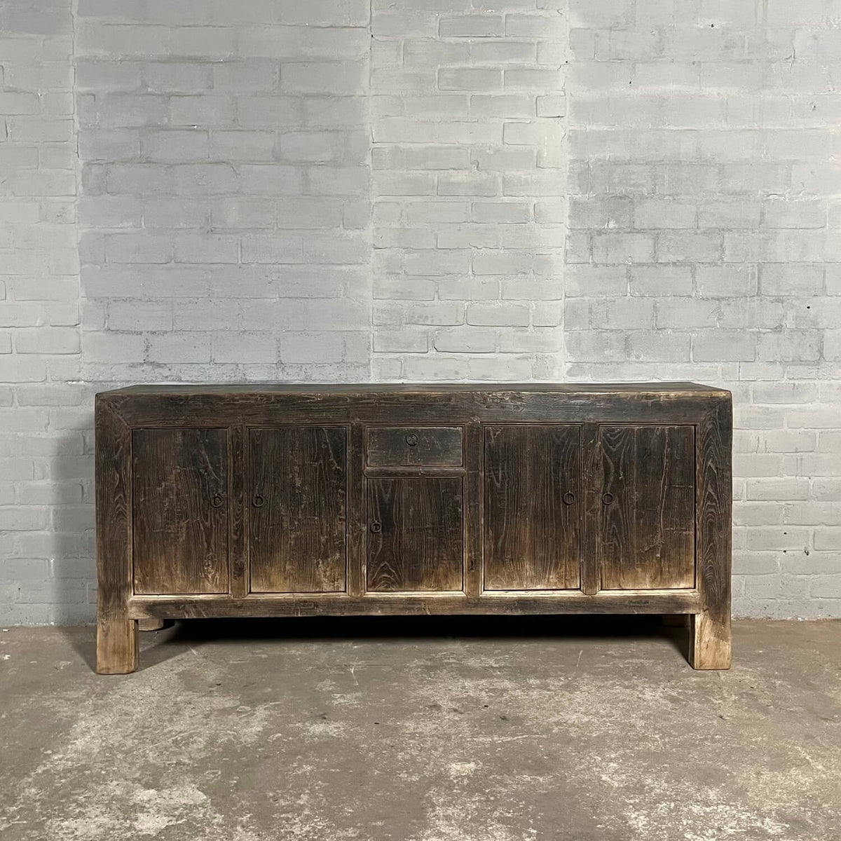 Groot zwart chinees dressoir