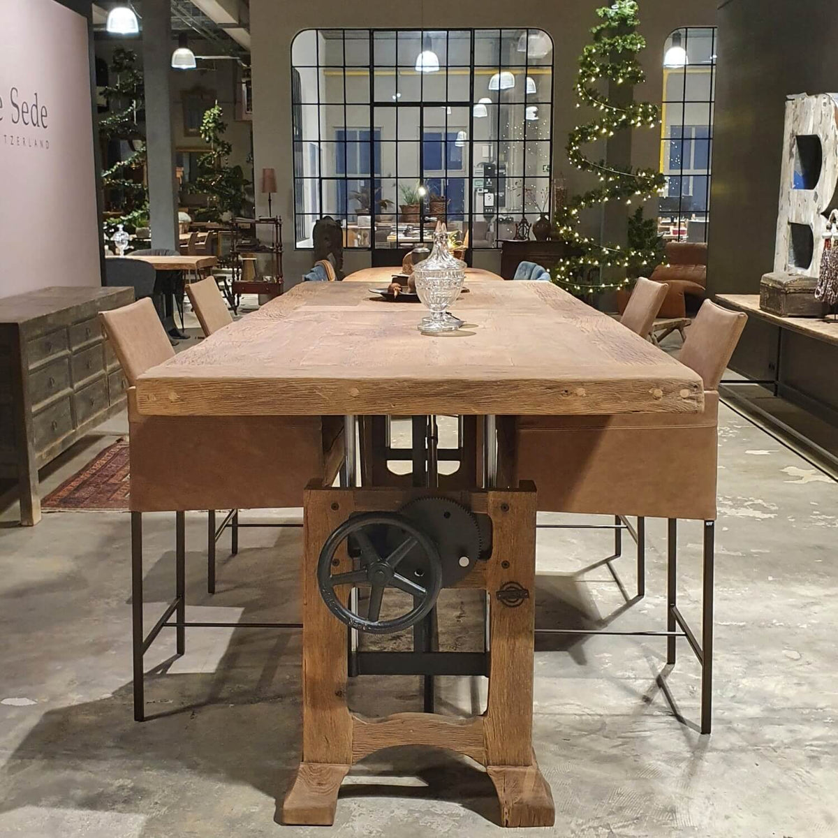 Modern bar chairs with armrests | KFF Texas | S39