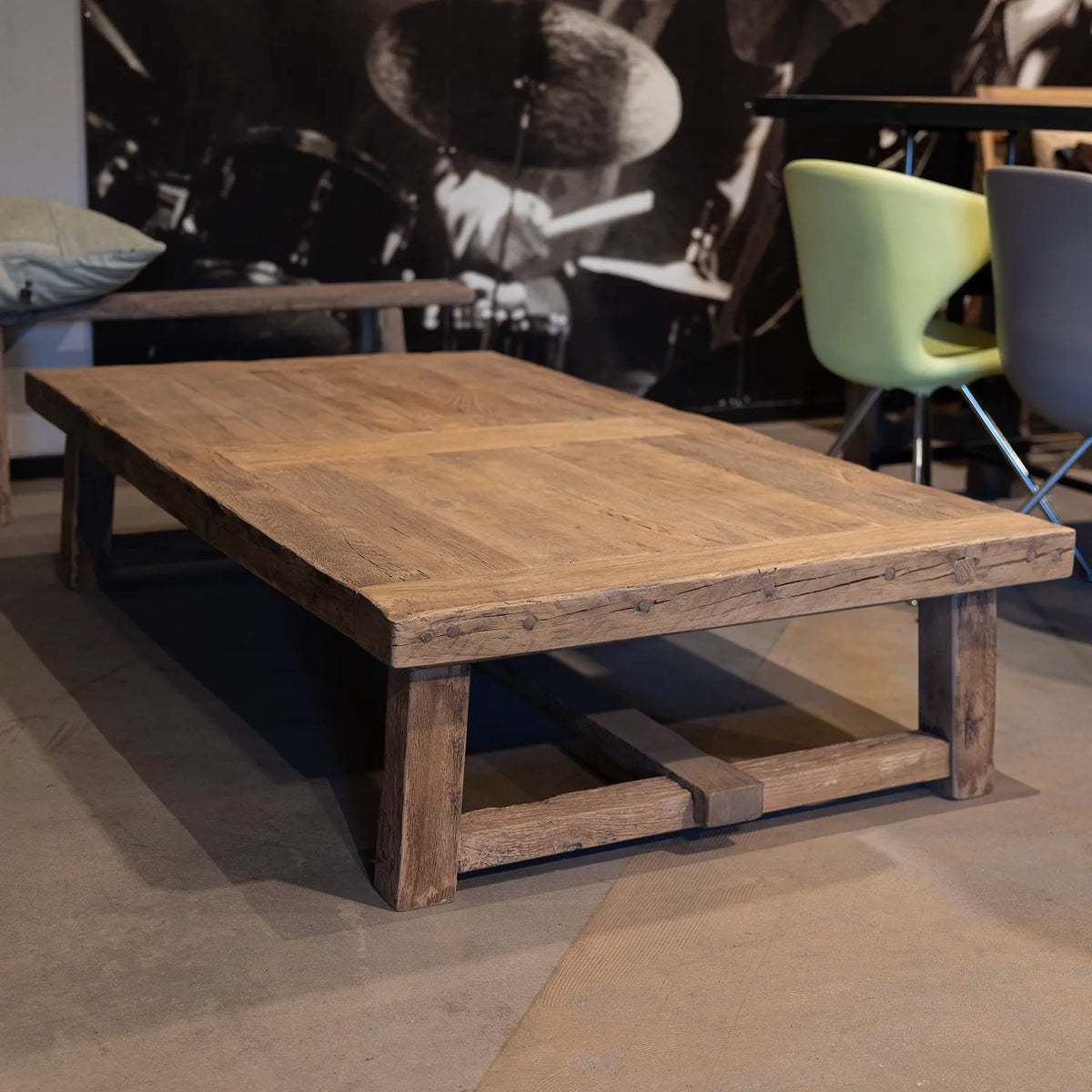 Robust farmhouse style coffee table Salzburg directly available