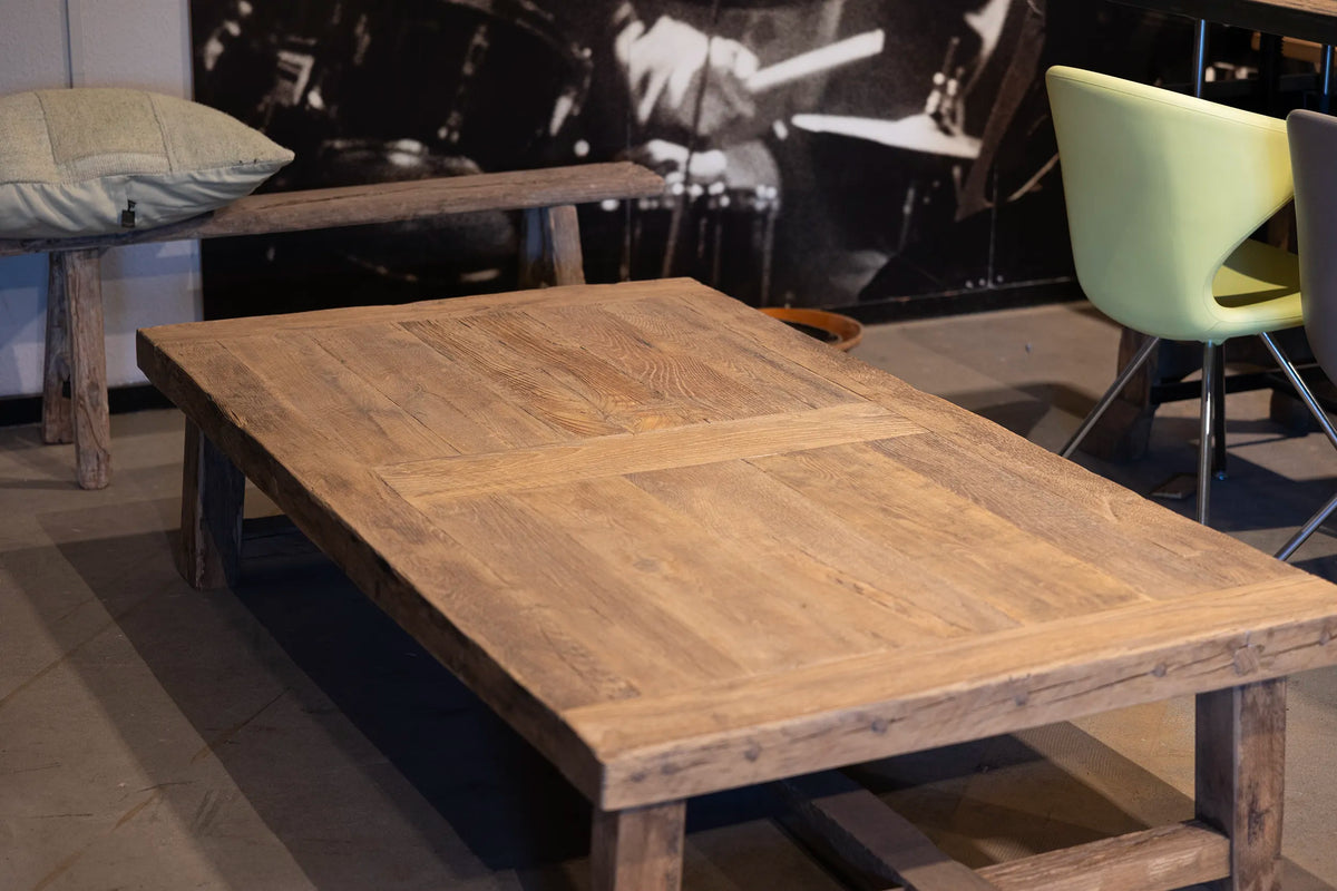 Robust farmhouse style coffee table Salzburg directly available