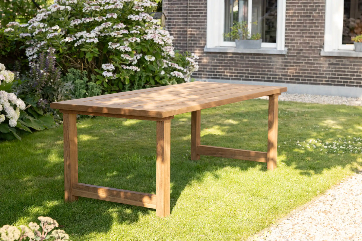 Wooden garden table – Made-to-measure – Refectory Table – T23
