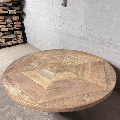 Industrial round dining table with height adjustable base – IND673