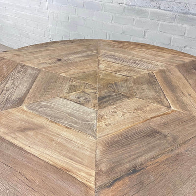 Industrial round dining table with height adjustable base – IND673