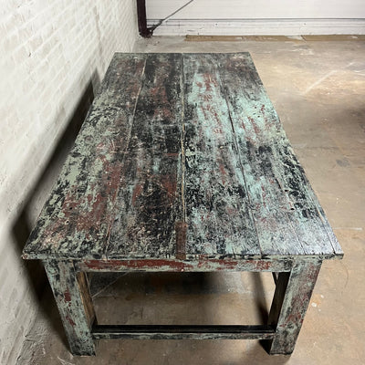 Large vintage workbench with blue-black patina – Top082
