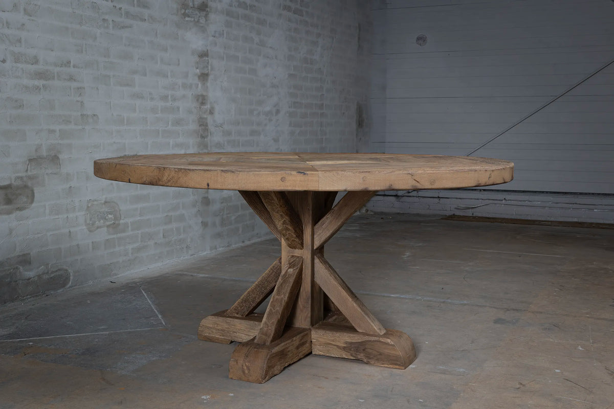 Round refectory dining table – old oak table top – Basel – Z017