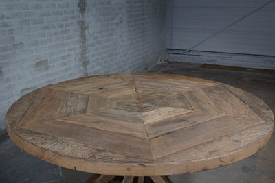 Round refectory dining table – old oak table top – Basel – Z017