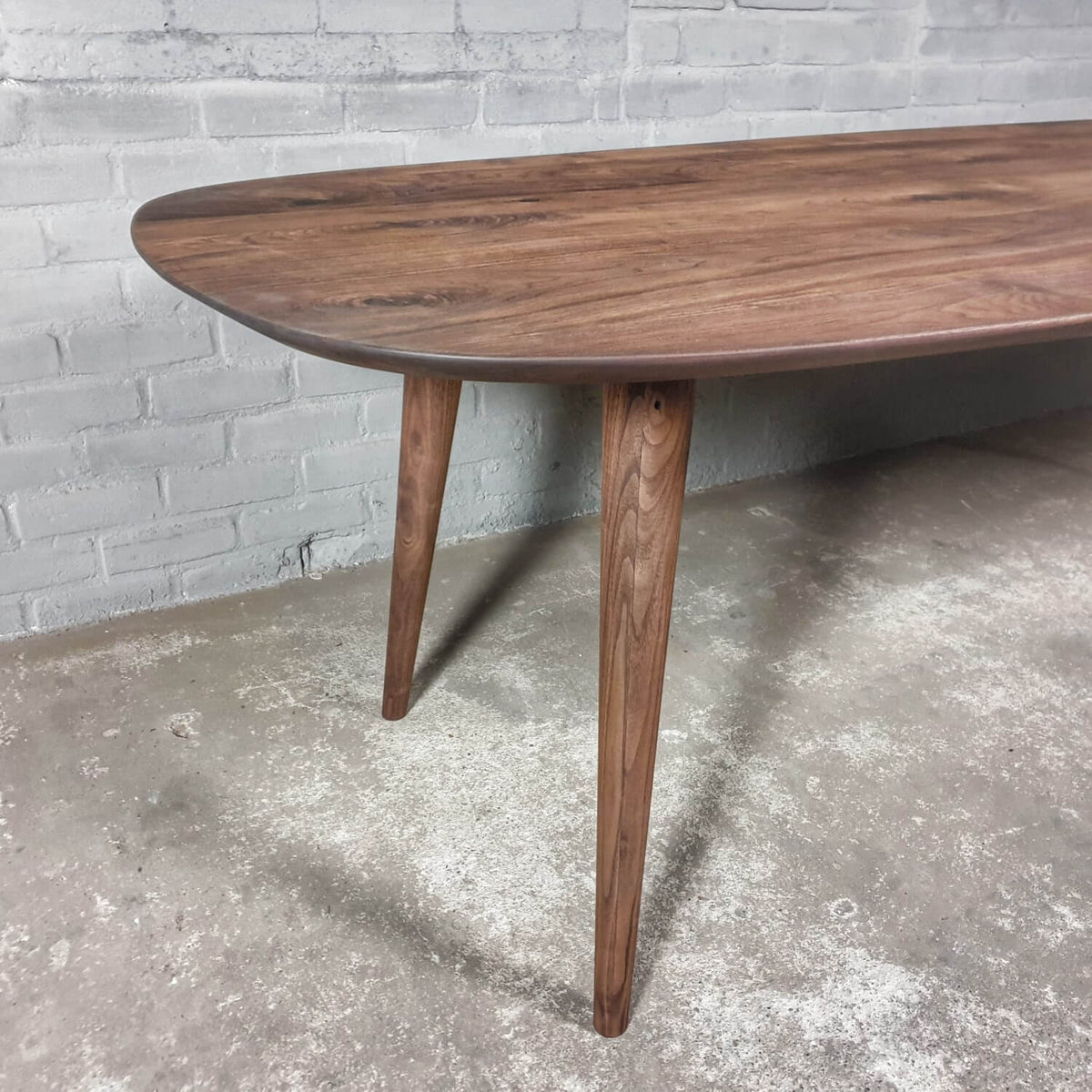Walnut dining table Danish oval – custom-made – Z025-N