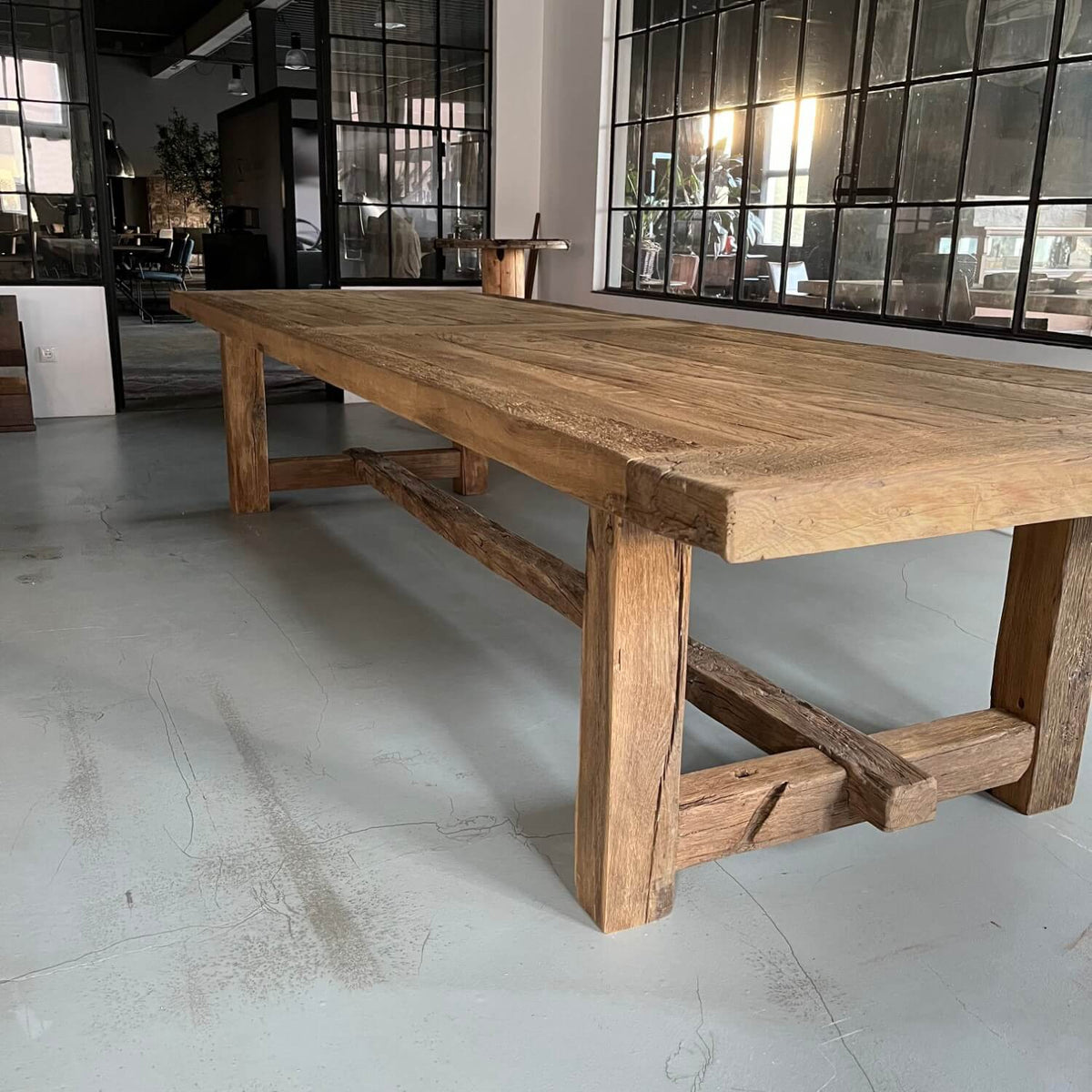 Robust Refectory table Ulm – reclaimed oak 7cm thick – Z027