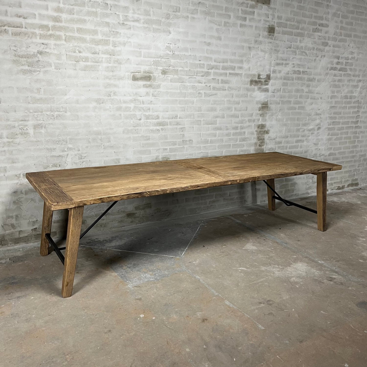 Rustic dining table Bato – reclaimed old oak and steel – Z032