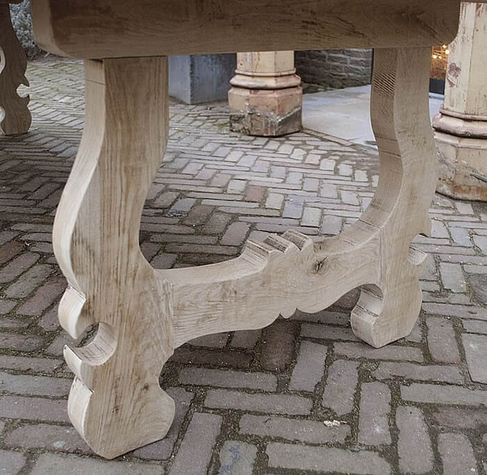 Oakwood dining table in Hacienda style – G005