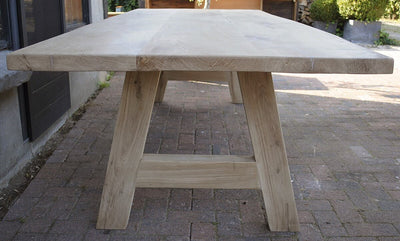 Scandinavian dining table made of rustic oak – G019