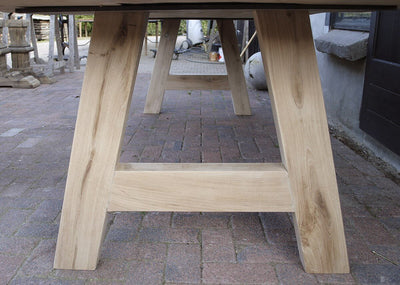 Scandinavian dining table made of rustic oak – G019