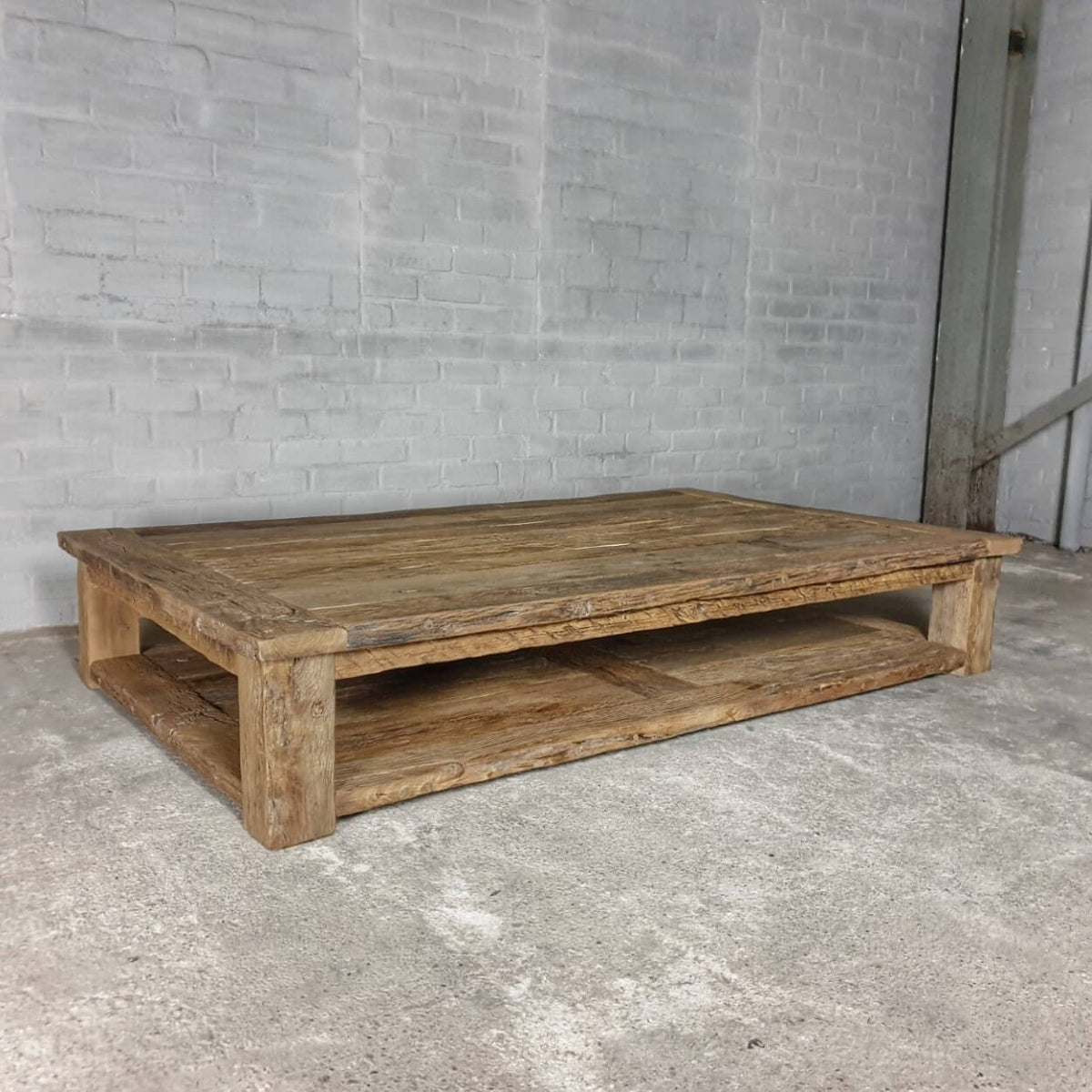 robuuste-landelijke-salontafel-met-extra-onderblad-zonverbrand-oud-eiken-h012-01