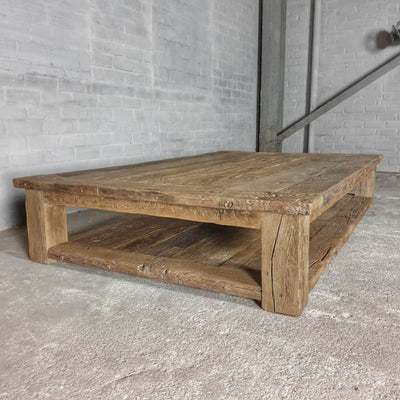 Robust farmhouse style coffee table Colmar – extra bottom shelf – sunburned reclaimed oak