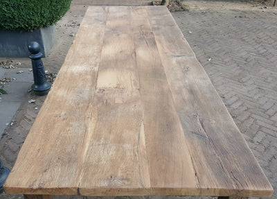 Rustic farmhouse dining table Alain made of solid reclaimed oak – Z002