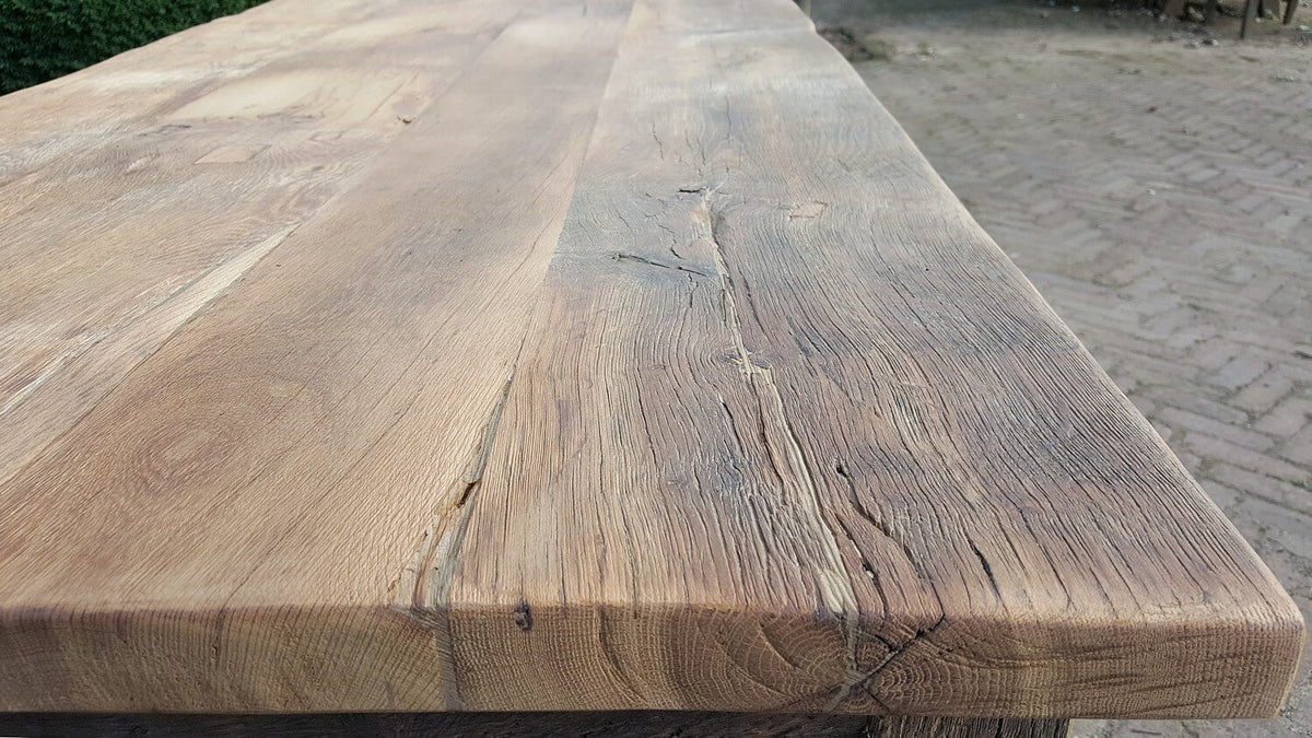 Rustic farmhouse dining table Alain made of solid reclaimed oak – Z002