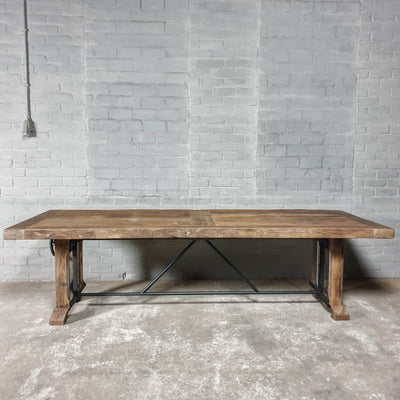 Oak dining table St Moritz height adjustable – custom made – Z024