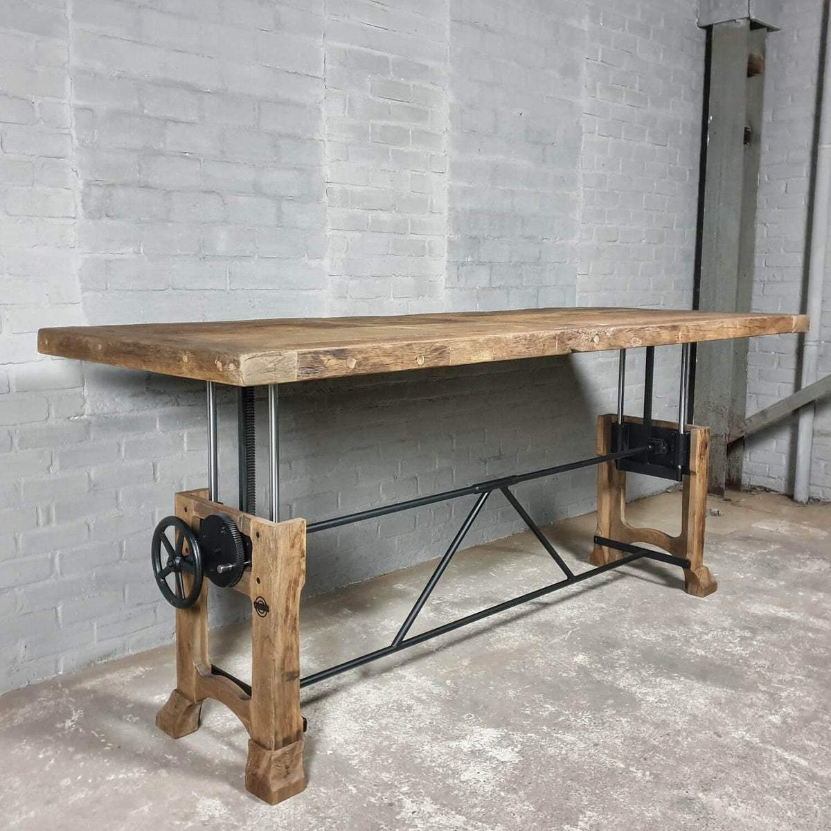 Oak dining table St Moritz height adjustable – custom made – Z024